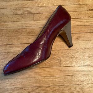 Vintage Bandolino Leather Heels